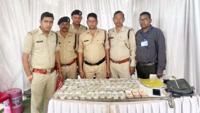 CG बड़ी खबर : कार की तलाशी में मिले नकदी 27 लाख, पुलिस ने की जप्ती की कार्यवाही