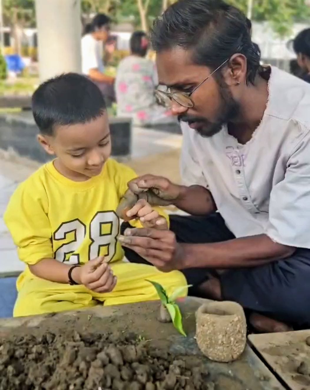 समर कैंप 2025ः कला केंद्र में 20 से अधिक विधाओं का प्रशिक्षण शुरू, 150 छात्रों से ज्यादा छात्रों का हुआ रजिस्ट्रेशन समर कैंप 2025ः कला केंद्र में 20 से अधिक विधाओं का प्रशिक्षण शुरू, 150 छात्रों से ज्यादा छात्रों का हुआ रजिस्ट्रेशन