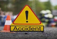 Accident : घर के बाहर बैठा था परिवार, नशे में धुत ट्रैक्टर ने रौंदा, 2 की मौत, 4 घायल