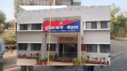 ‘दहेज में कार चाहिए’: दुल्हन से करता था ये मांग, गुस्से में बरात लेकर लौटा जवान; पीड़िता ने सुनाई आपबीती ‘दहेज में कार चाहिए’: दुल्हन से करता था ये मांग, गुस्से में बरात लेकर लौटा जवान; पीड़िता ने सुनाई आपबीती